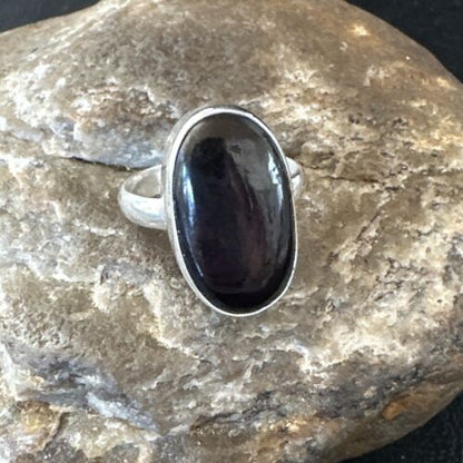 Navajo Black Onyx Ring | Sterling Silver | Sz 8 | Authentic Native American Handmade | 15540