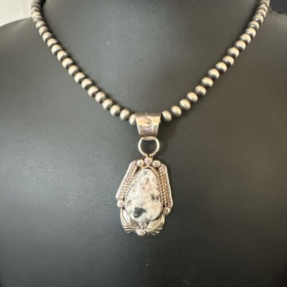 White Buffalo Turquoise Pendant | Navajo Pearls | Sterling Silver Necklace 21" | 17327