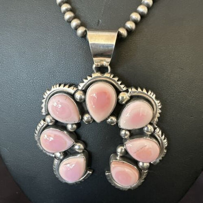 Southwestern Navajo Pink Conch Naja Pendant | Sterling Silver | Authentic Native American Handmade | 17454