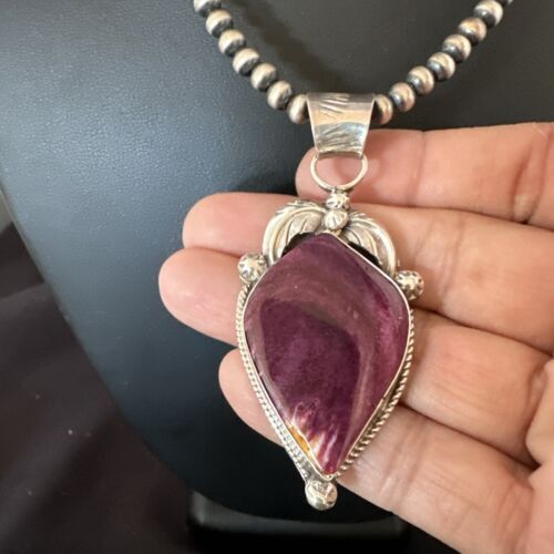 Navajo Men's Purple Spiny Oyster Pendant Necklace | Sterling Silver | Authentic Native American Handmade | 15622