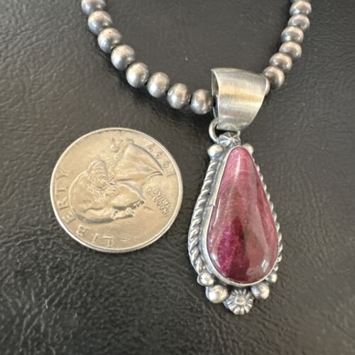 Navajo Purple Spiny Oyster Pendant Necklace | Sterling Silver | Native American Handmade | 16060