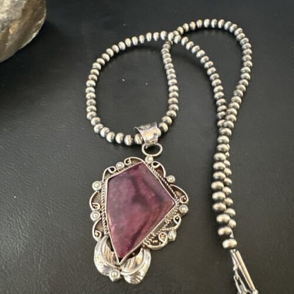Navajo Purple Spiny Oyster Pendant Necklace | Sterling Silver | Authentic Native American Handmade | 15619