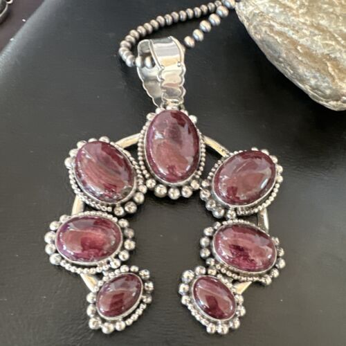 Navajo Purple Spiny Oyster Naja Pendant Necklace | Sterling Silver | Native American Handmade | 16101