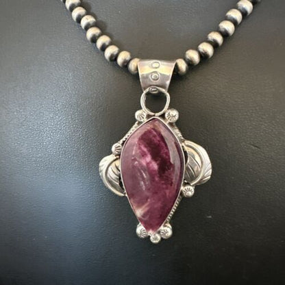 Navajo Purple Spiny Oyster Pendant Necklace | Sterling Silver | Authentic Native American Handmade | 15624
