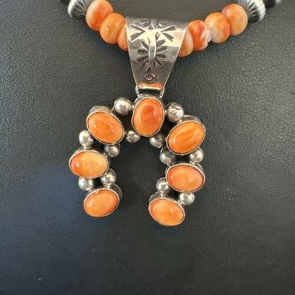 Navajo Pearls Sterling Silver Necklace | Spiny Oyster Cluster Naja Pendant | 17226
