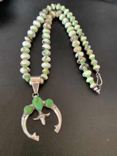 Navajo Green Turquoise Gaspeite Spiny Oyster Necklace Naja Pendant | Sterling Silver | 22" | 10523