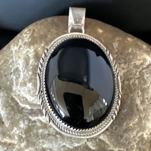 Navajo Black Onyx Pendant | Sterling Silver | Authentic Native American Handmade | 15173