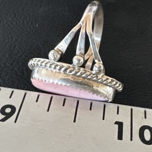 Navajo Oval Pink Conch Ring | Handmade | Sz 7.5 | 16049