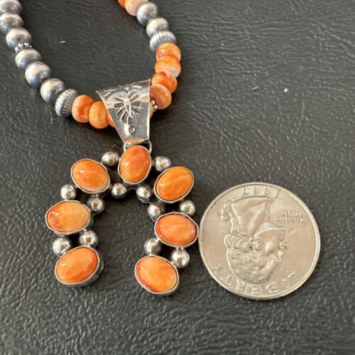 Navajo Pearls Sterling Silver Necklace | Spiny Oyster Cluster Naja Pendant | 17226