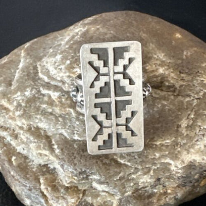 Native American Hopi Rug Design Ring | Sterling Silver | Sz 9 | 16335 - Masha USA