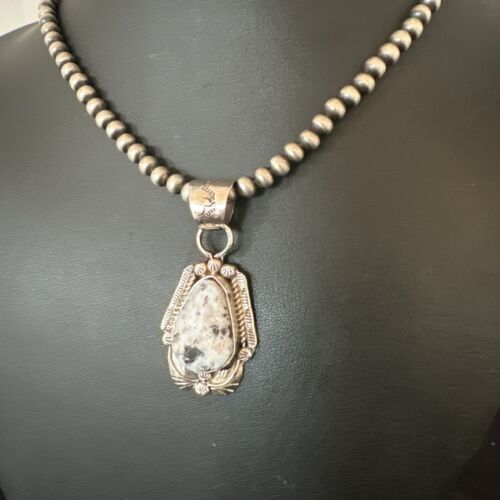 White Buffalo Turquoise Pendant | Navajo Pearls | Sterling Silver Necklace 21" | 17327
