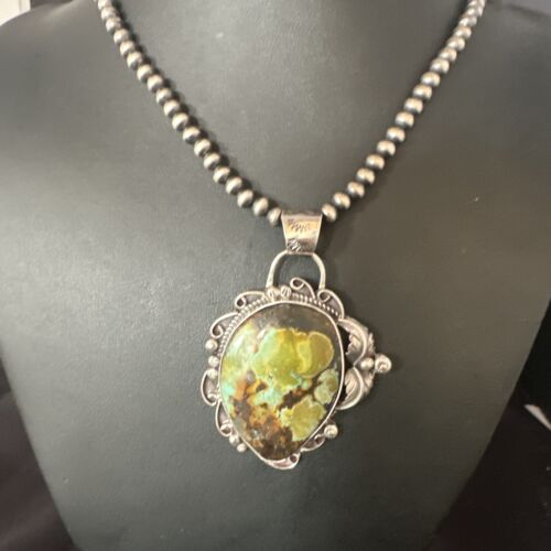 Navajo Green Turquoise Necklace | Sterling Silver | Authentic Native American Handmade | 15035 - Masha USA