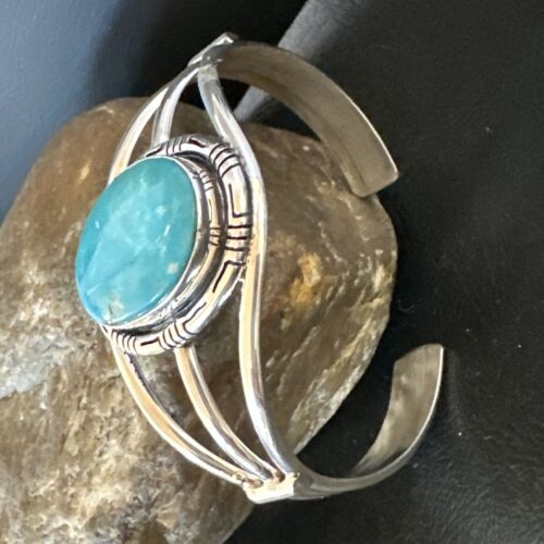 Women's Blue Kingman Turquoise Cuff Bracelet | Navajo Sterling Silver | Authentic Native American Jewelry | 16246