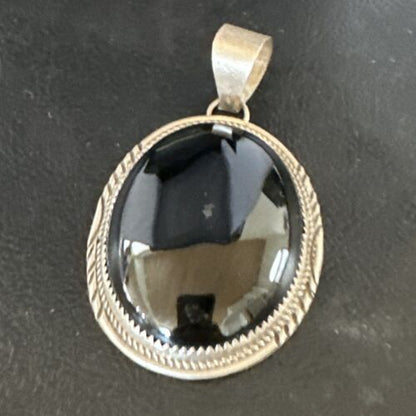 Navajo Black Onyx Pendant | Sterling Silver | Authentic Native American Handmade | 15173