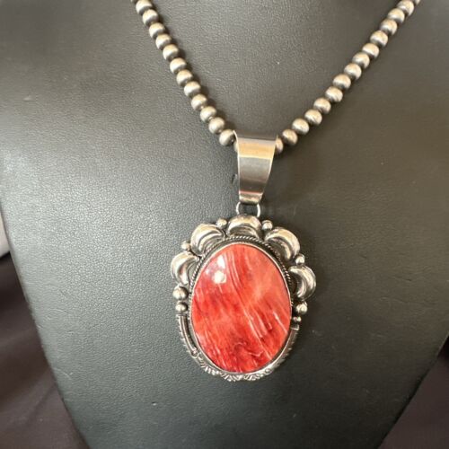 Navajo Red Spiny Oyster Pendant Necklace | Sterling Silver | Authentic Native American Handmade | 17560