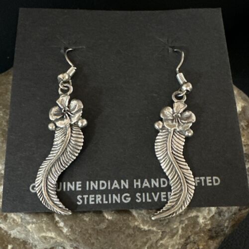 Navajo Sterling Silver Leaf Feather Earrings | Authentic Native American Handmade | 16971