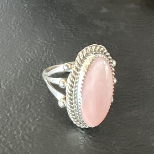 Navajo Oval Pink Conch Ring | Handmade | Sz 7.5 | 16049