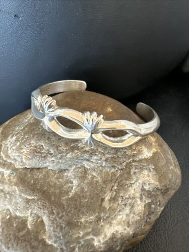 Navajo Tufa Cast Cuff Bracelet | Sterling Silver | Authentic Native American Handmade | 17219