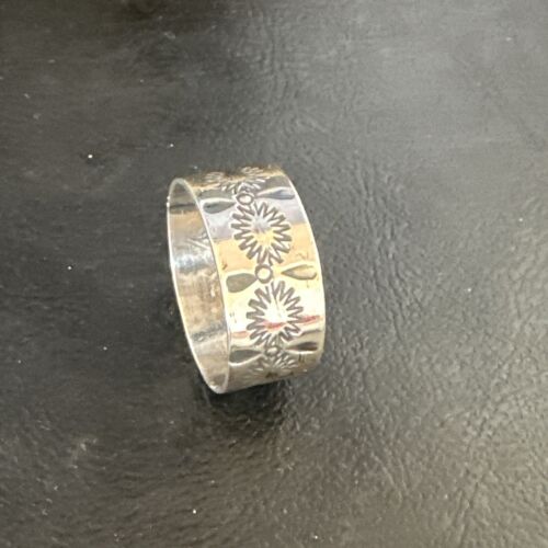 Navajo Stamped Sterling Silver Thumb Ring | Sz 14 | Authentic Native American Handmade | 15128