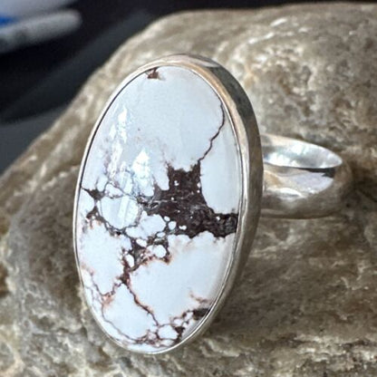 Men's and Women's Wild Horse Turquoise Ring | Navajo Sterling Silver | Sz 8 | Authentic Native American Handmade | 17280