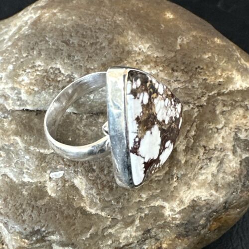 Men's & Women's Wild Horse Turquoise Ring | Navajo Sterling Silver | Sz 8 | 17352