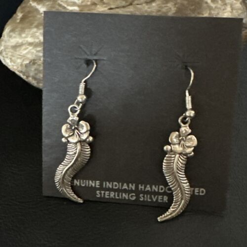 Navajo Sterling Silver Leaf Feather Earrings | Authentic Native American Handmade | 16971