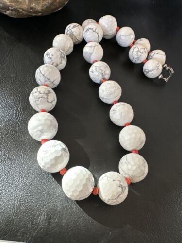 Navajo White Howlite Spiny Oyster Beads Necklace | Sterling Silver | 21" | Authentic Native American Handmade | 16819
