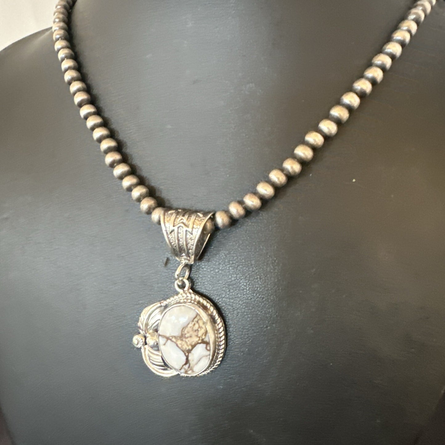 Mens Womens Wild Horse Turquoise Pendant Navajo Sterling Silver Necklace 17808N