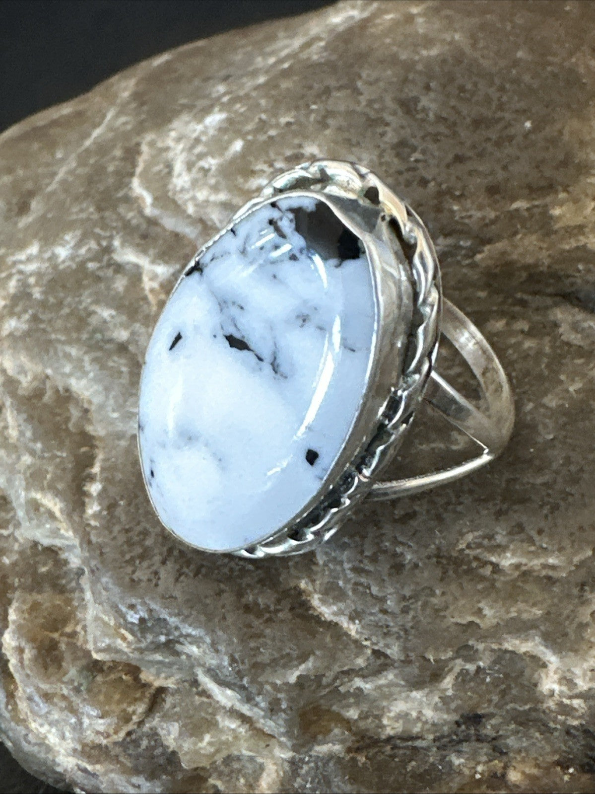 Navajo White Buffalo Turquoise Ring Sterling Silver Sz 8.5 19766