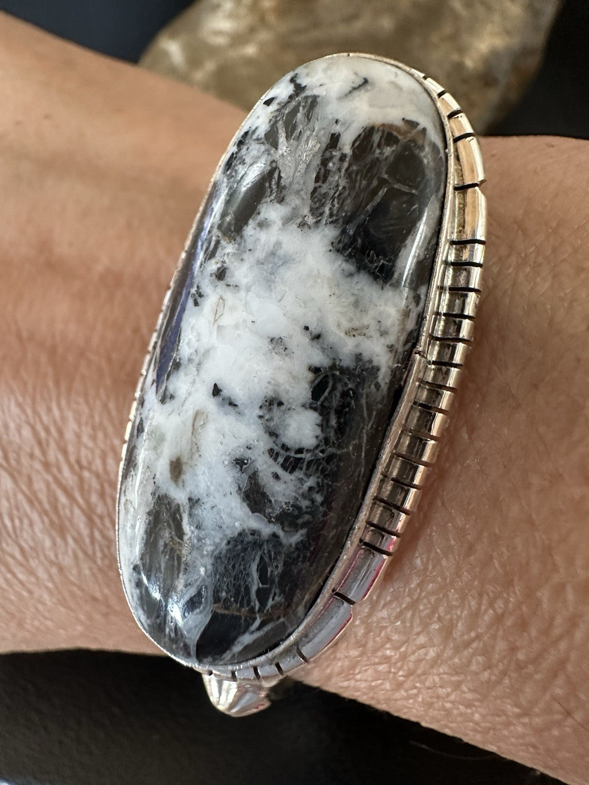 White Buffalo Turquoise Navajo Sterling Silver Cuff Bracelet 7" 19392