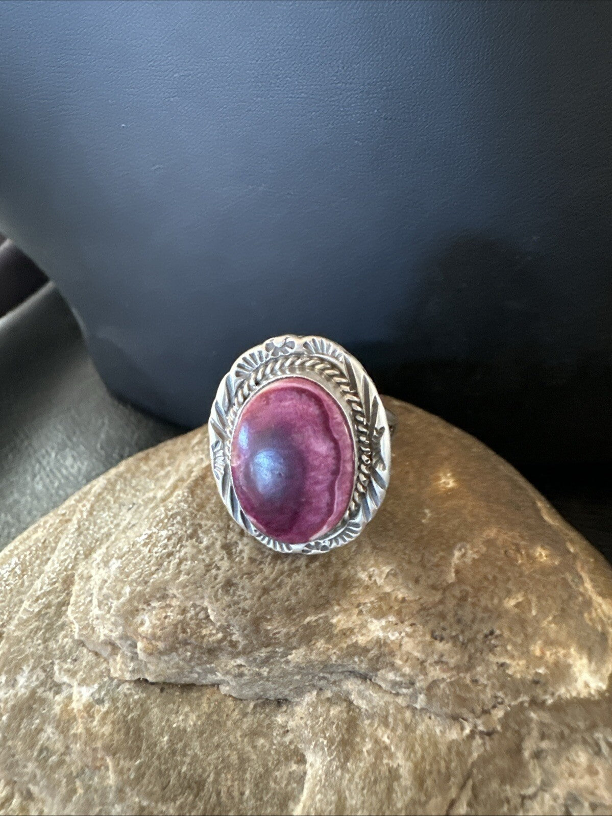 Womens Purple Spiny Oyster Navajo Sterling Silver Ring Size 8 18584