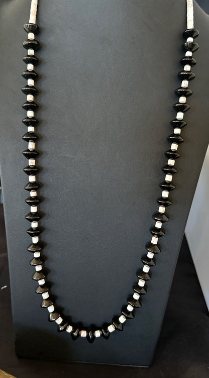 Sterling NAVAJO Black Onyx Pink Shell Silver Necklace 34” 19578