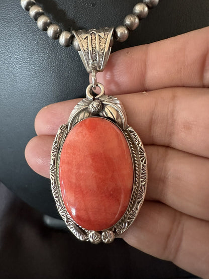 WoMens Red Spiny Oyster Pendant Navajo Sterling Silver Necklace 18364