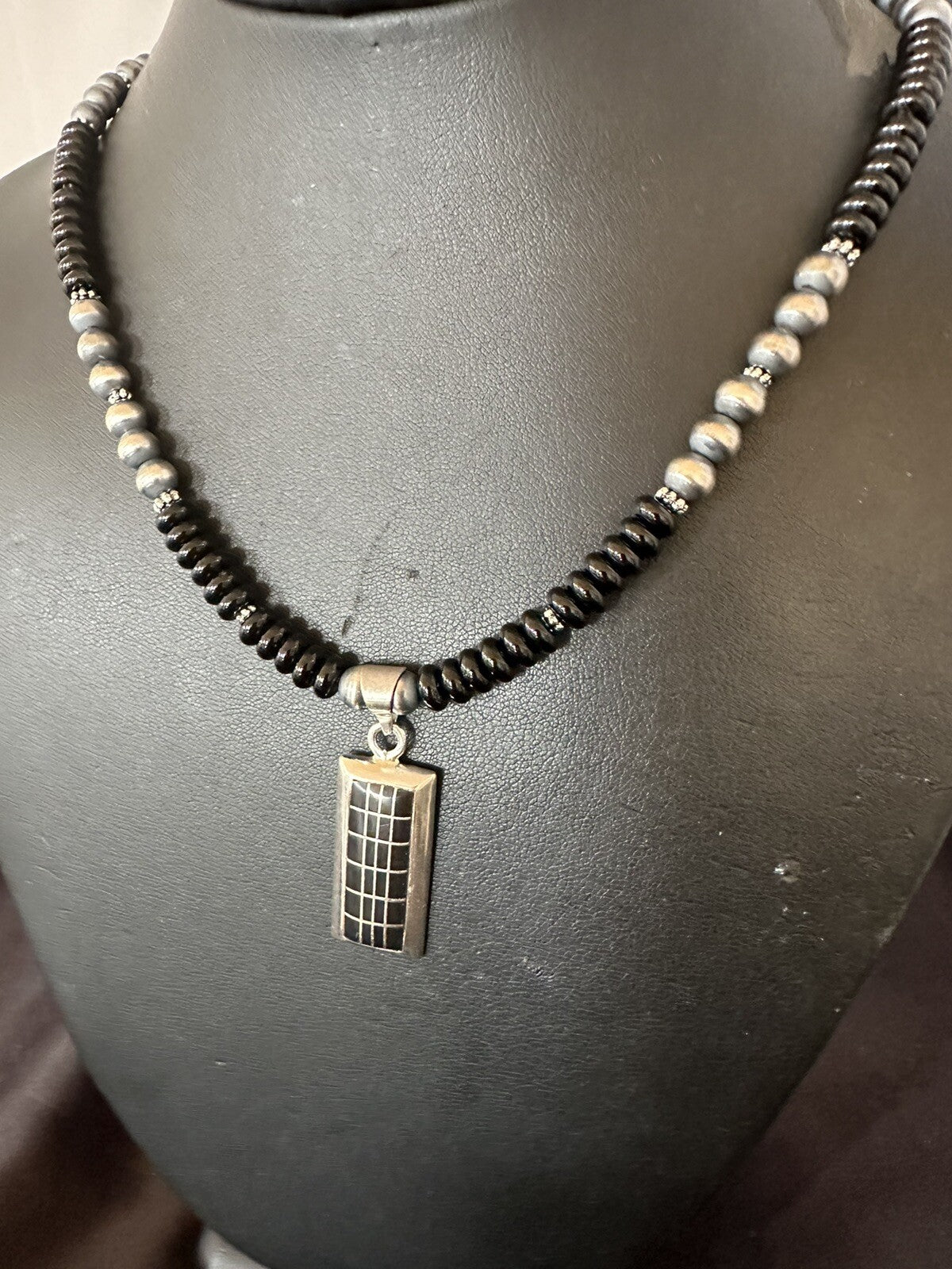 Mens Womens Black Onyx Pendant Navajo Sterling Silver Beads Necklace 18331