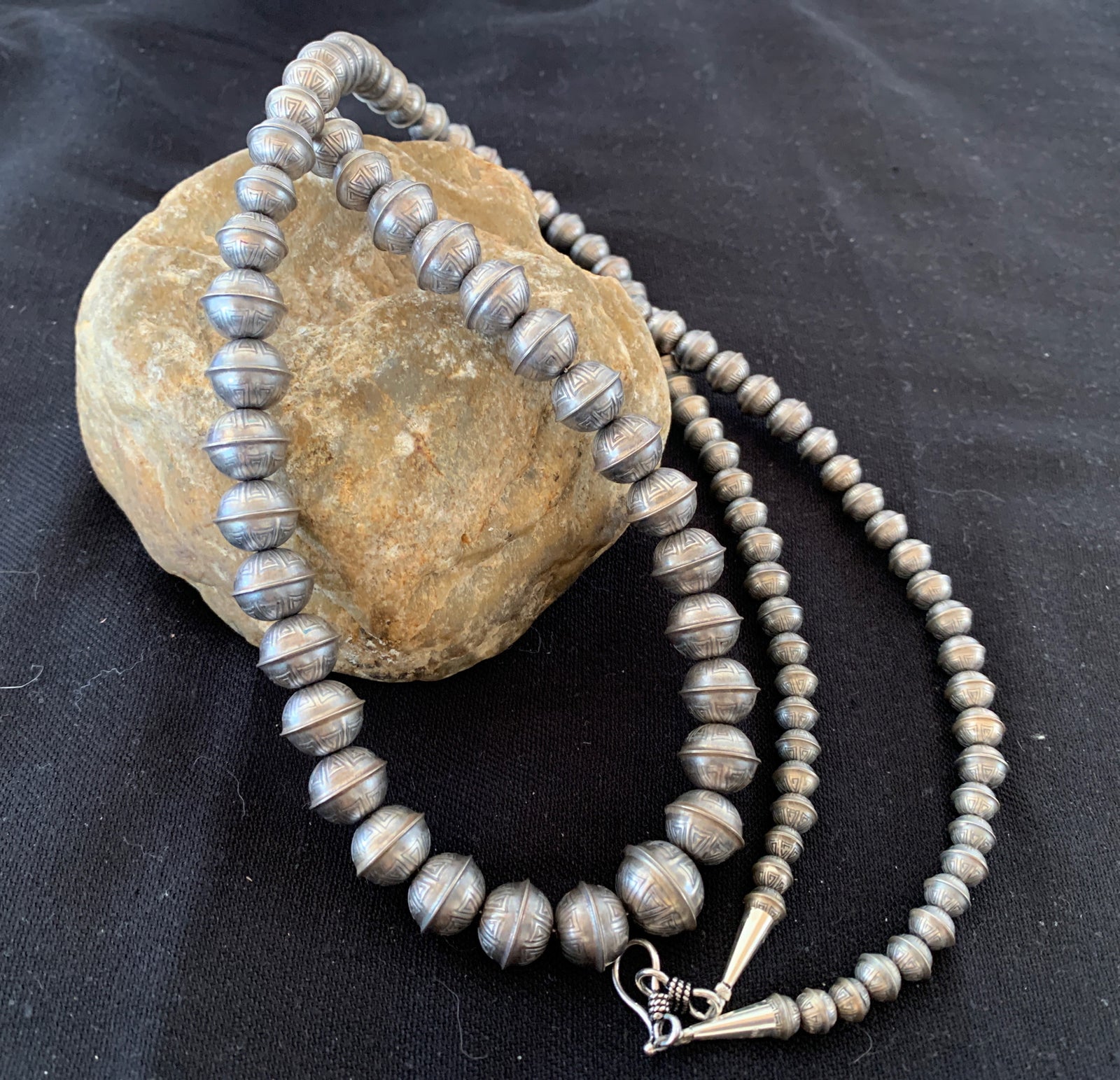 Hand Stamped Bench Navajo Pearls Graduated Sterling Silver Bead Necklace 36”