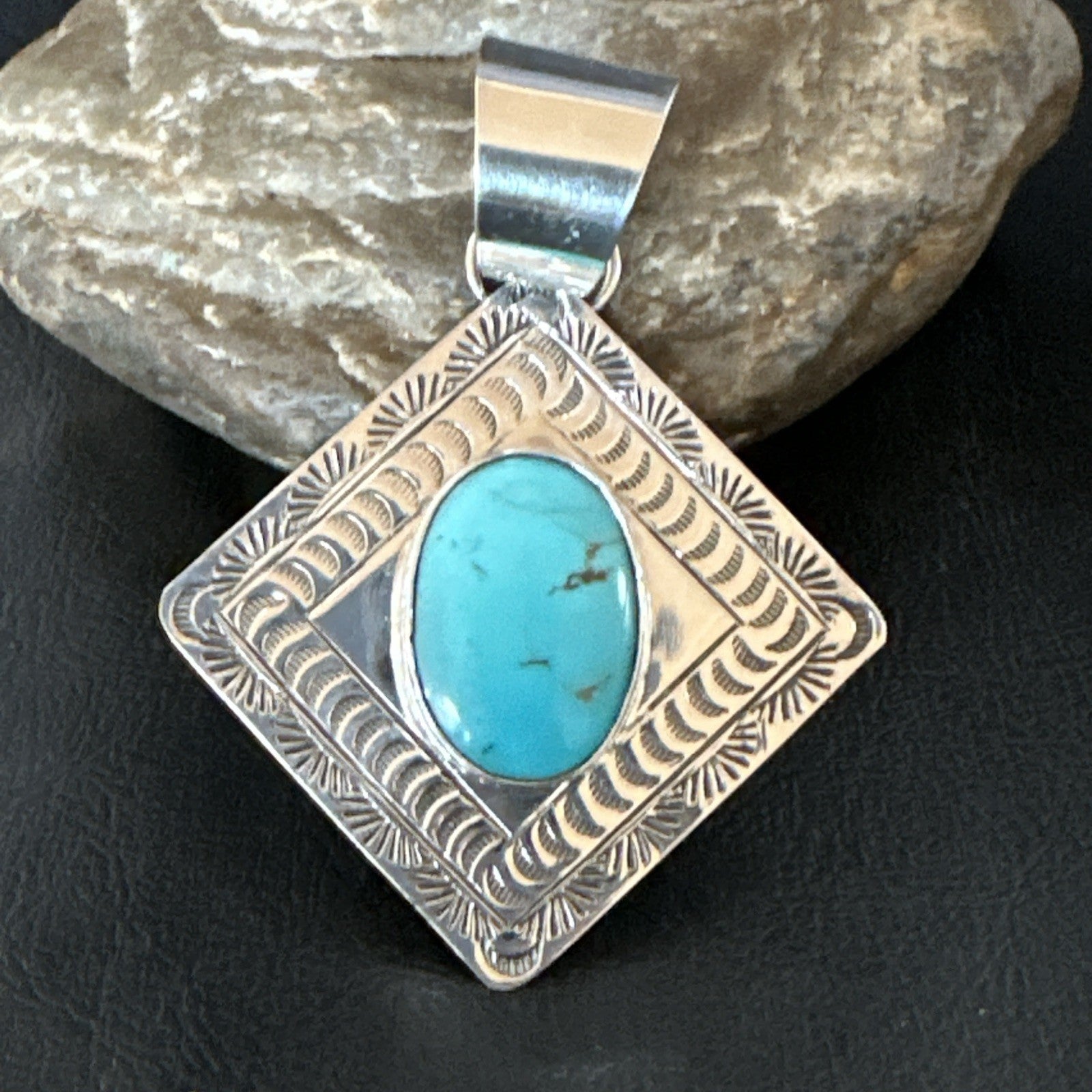 Men Women Blue Kingman Turquoise Pendant Navajo Sterling H Joe 19519