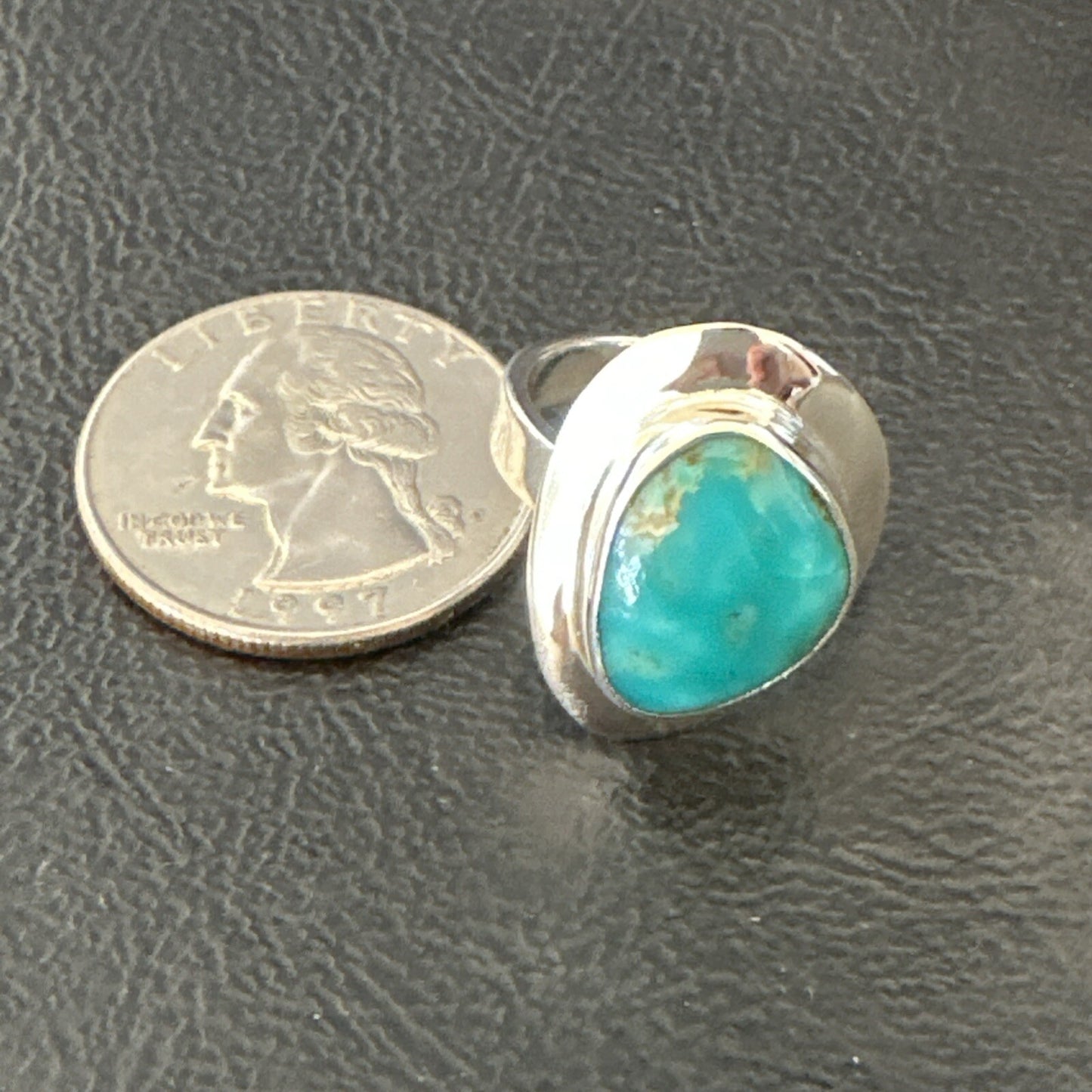 Southwestern Sterling Silver Blue Kingman Turquoise Ring Size 6 18535