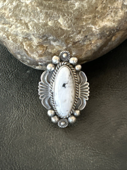 Womens White Buffalo Turquoise Navajo Sterling Silver Ring Size 7 18625
