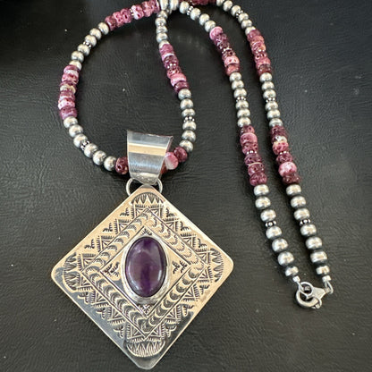 H Joe Purple Spiny Oyster Pendant Navajo Sterling Silver Necklace 19483
