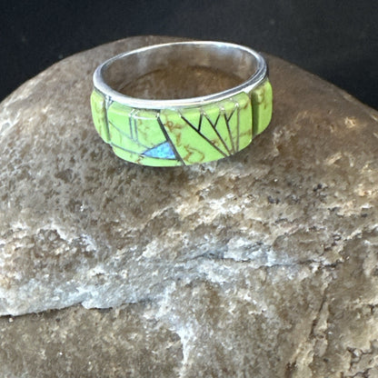 Womens Rare Green Gaspeite Sterling Silver Band Inlay Ring Size 7.5 19150