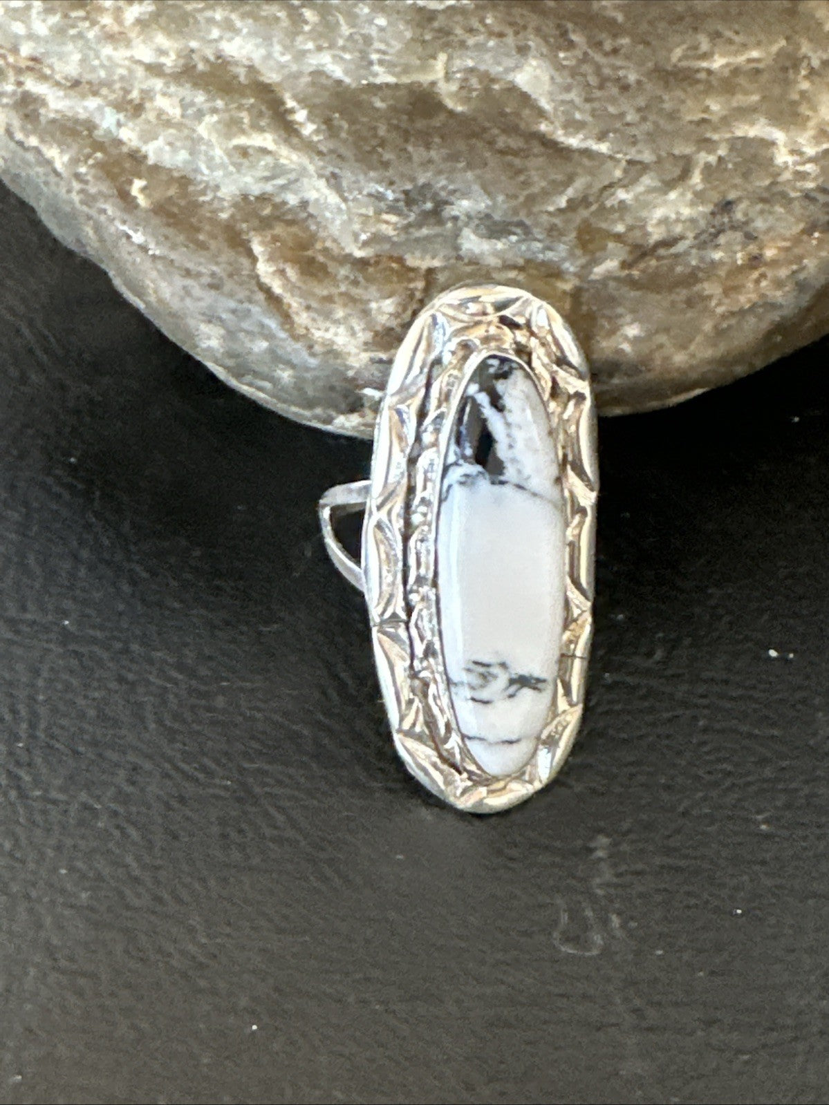Black White Buffalo Turquoise Navajo Sterling Silver Ring Size 8.5 19803