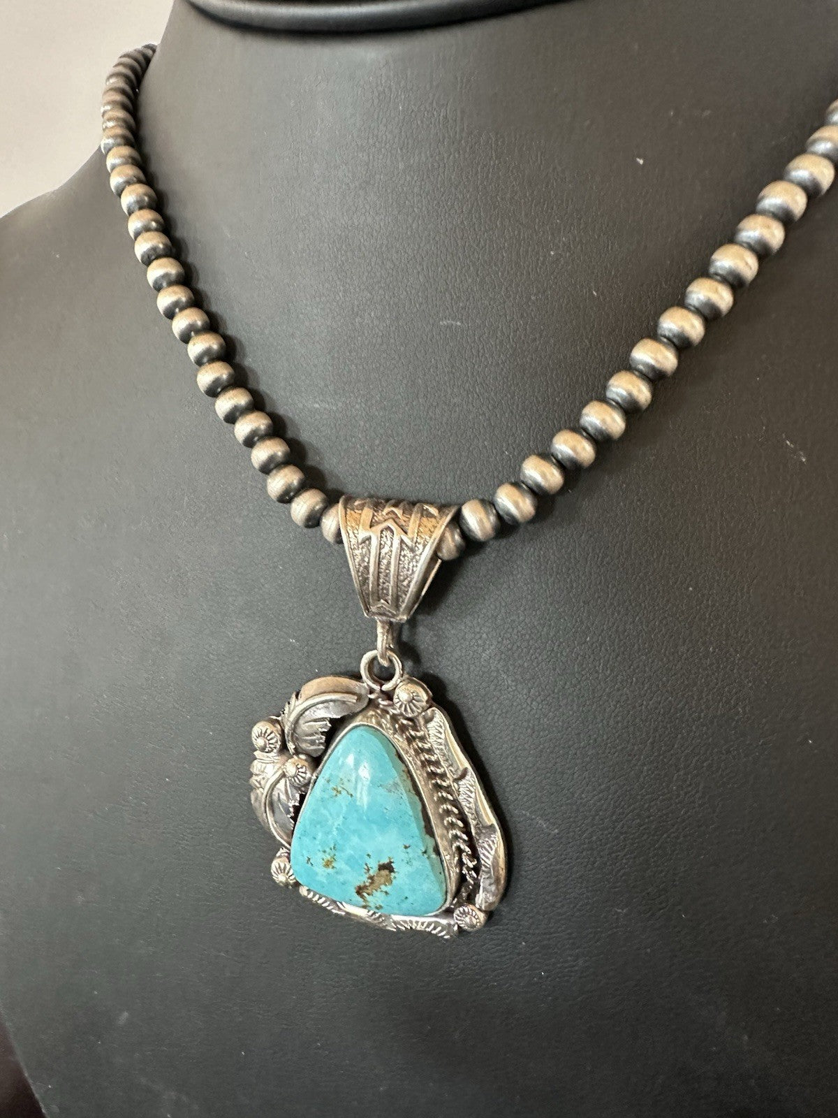 Blue Kingman Turquoise Pendant Navajo Pearls Sterling Silver Necklace 19389
