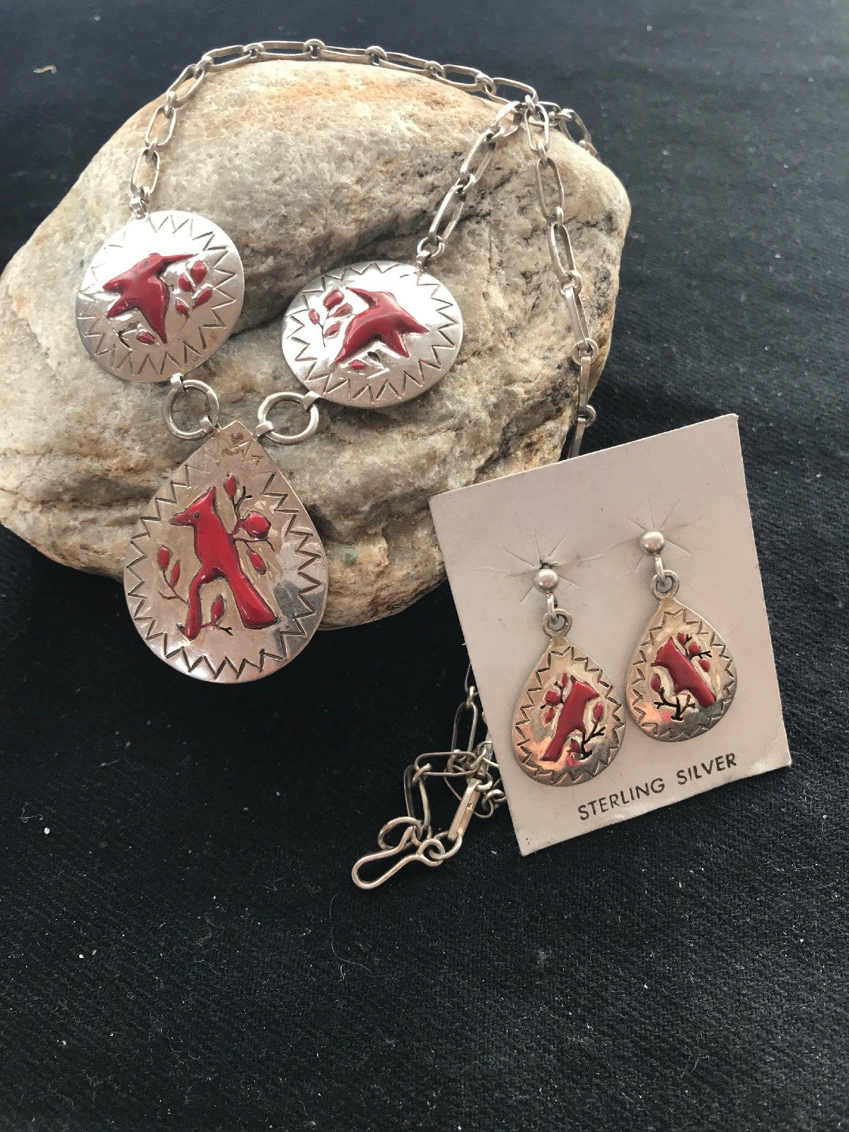 Coral Pendant Zuni Sterling Silver Cardinal Old Pawn Necklace Earrings 01133N