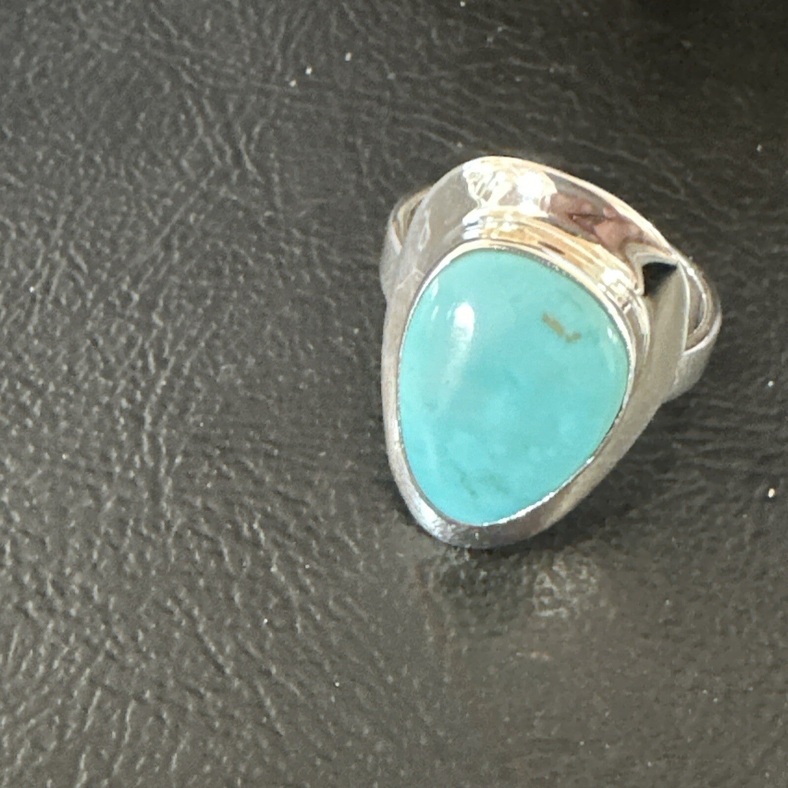 WoMens Sterling Silver Robin Egg Blue Kingman Turquoise Ring Size 8.5 17729
