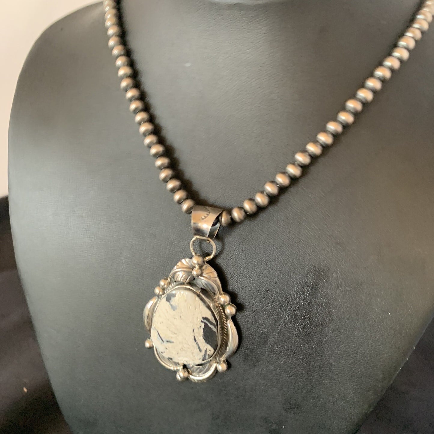 Men White Buffalo Turquoise Pendant Sterling Silver Beads Necklace 12670N