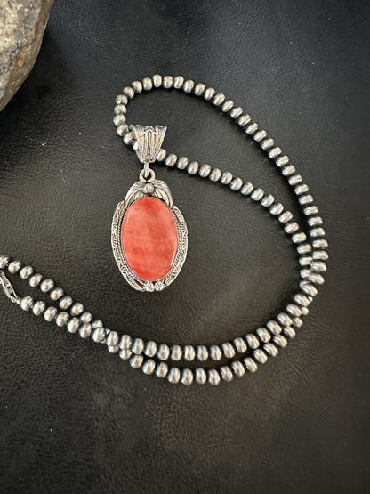 WoMens Red Spiny Oyster Pendant Navajo Sterling Silver Necklace 18364