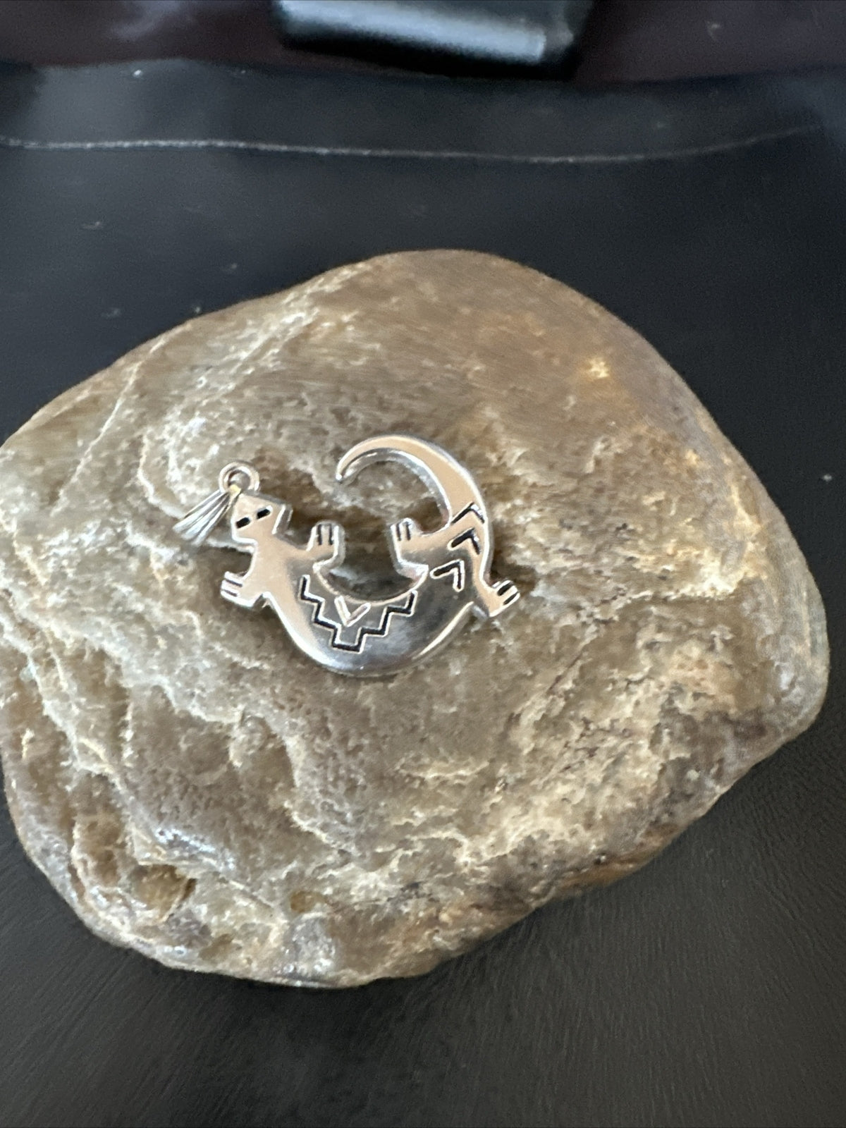 Navajo Stamped Lizard Pendant Gecko Sterling Silver 18155