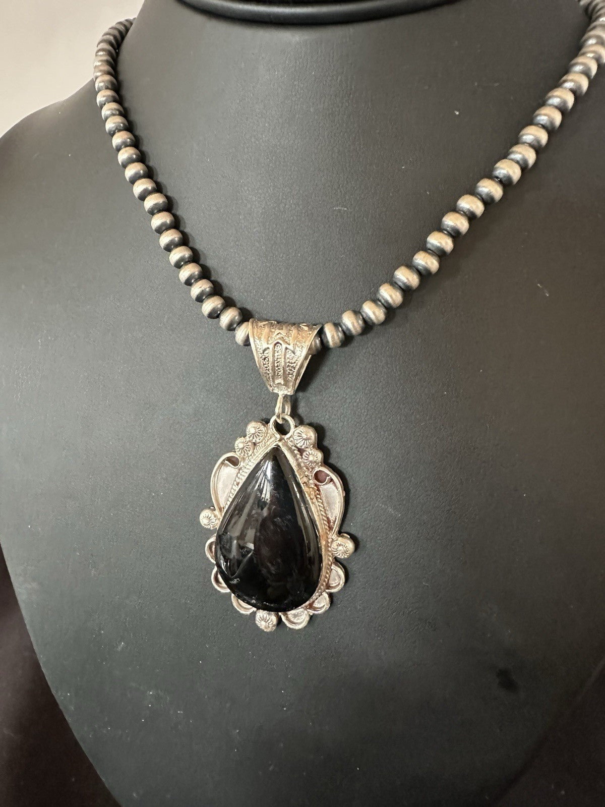 Black Onyx Pendant Navajo Pearls Sterling Silver Necklace 19384
