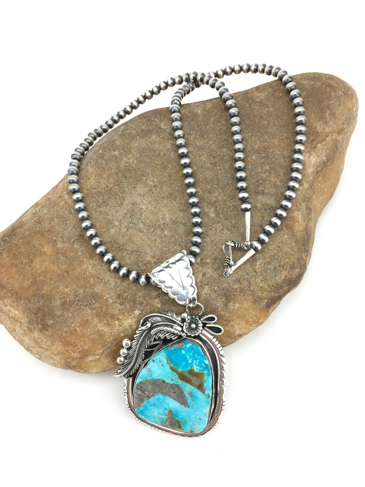 Kingman Turquoise Pendant Navajo Pearls Sterling Silver Necklace 04819