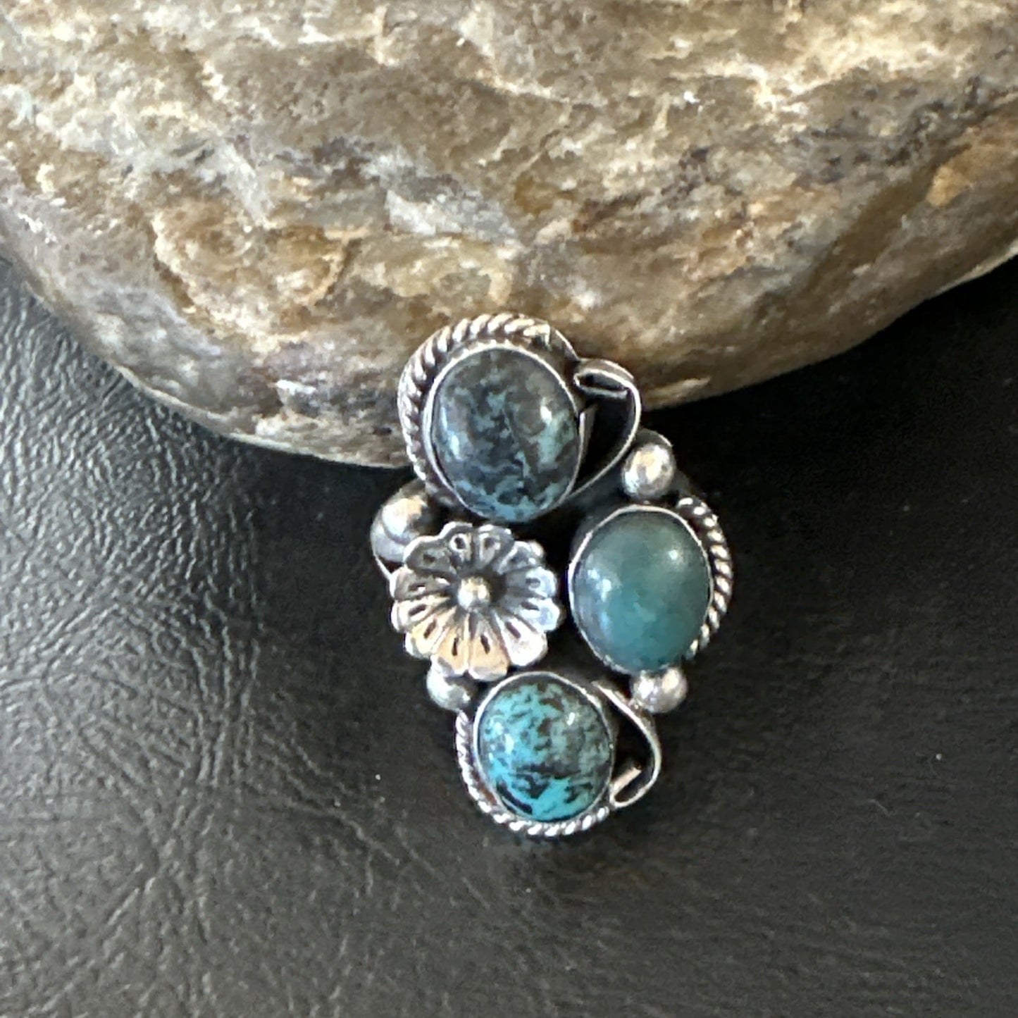 Yazzie Ring Blue Turquoise Navajo Sterling Silver Cluster Size 8.5 19238
